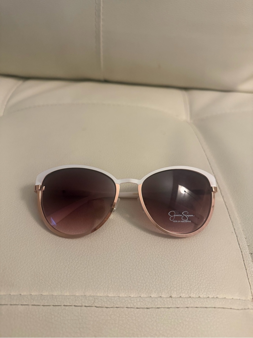 Jessica Simpson White Frame Sunglasses with Rose Gold Trim